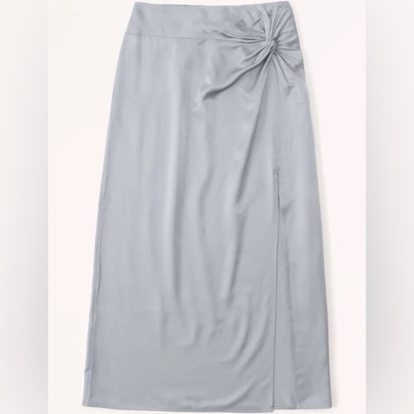Abercrombie & Fitch Knotted Elevated Satin Midi Skirt - Picture 4 of 6